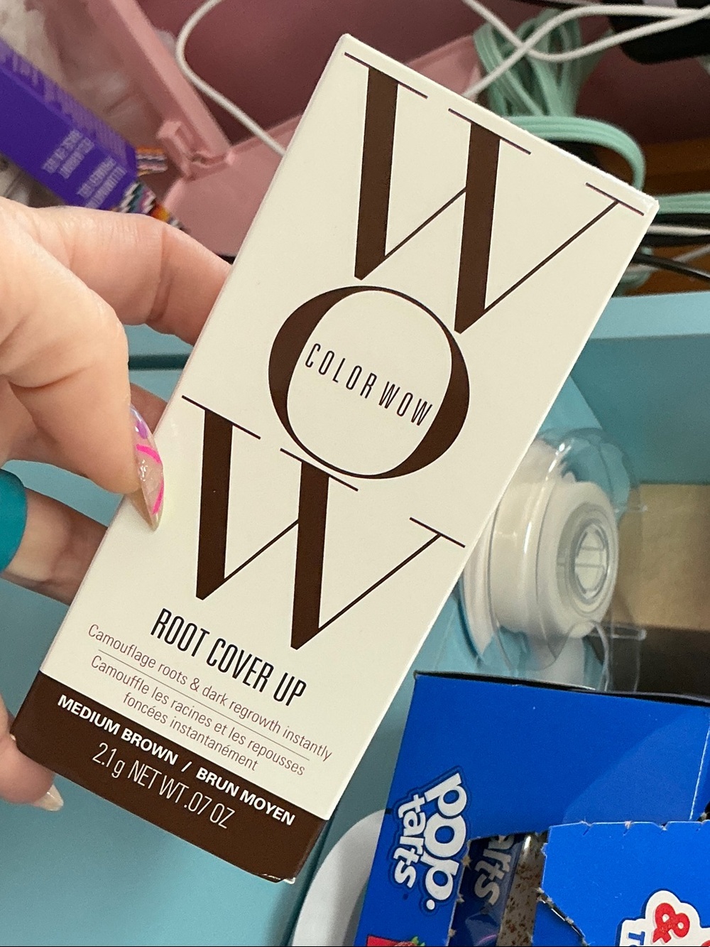 Color Wow Root Cover Up - Medium Brown Touch-Up